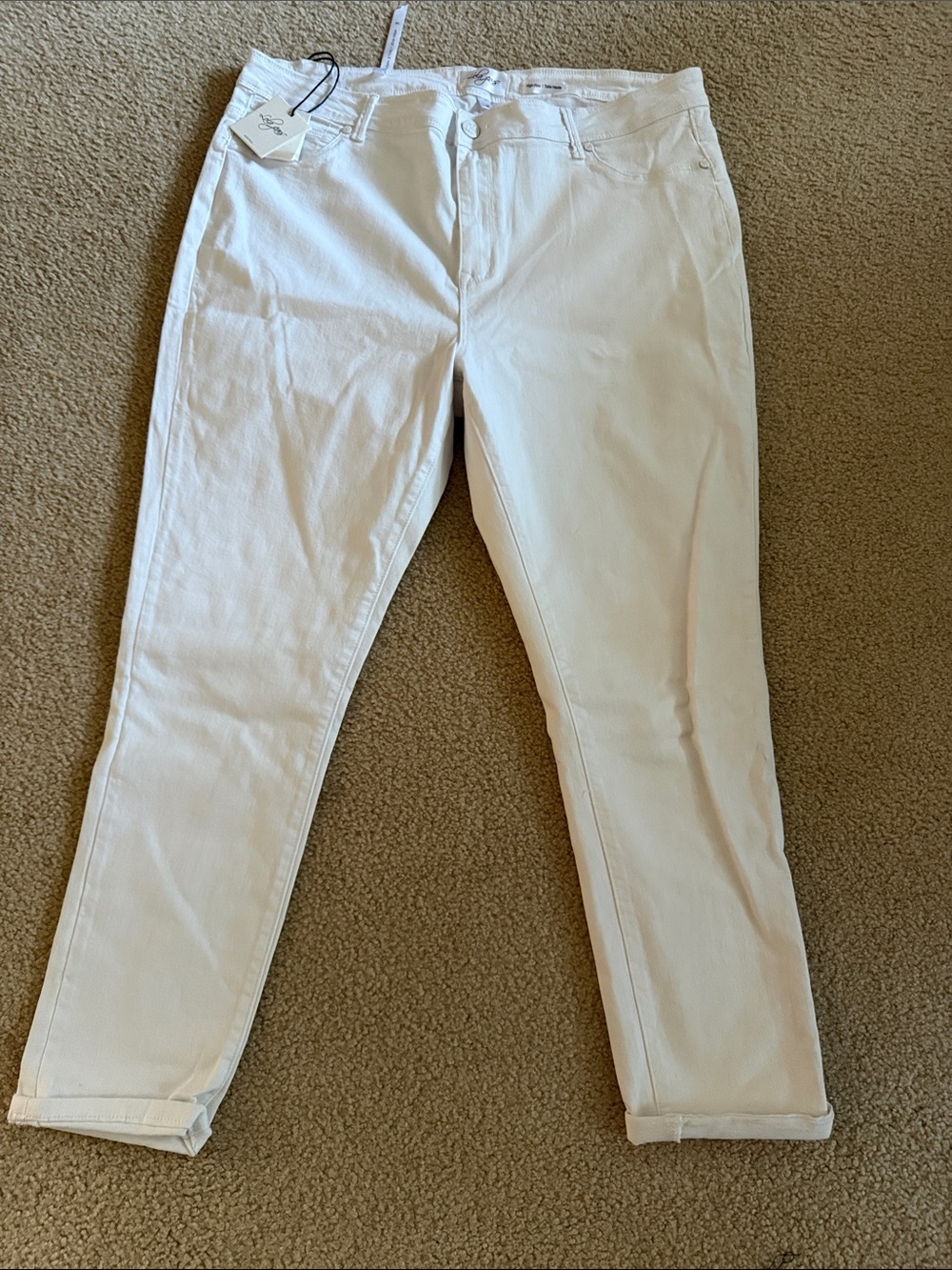 NWT LOLA JEANS White Straight-Leg Jeans 36